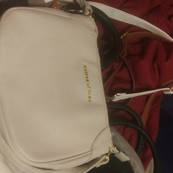 Purses - Picture 7 of 7